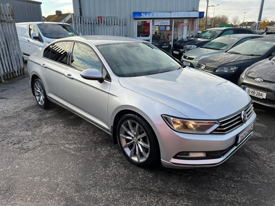 2016 - Volkswagen Passat Manual