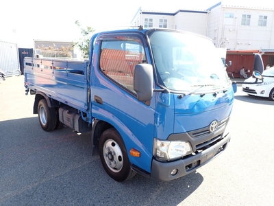 2017 - Toyota Dyna Manual