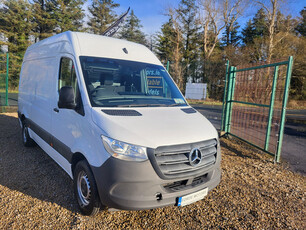 MERCEDES-BENZ SPRINTER