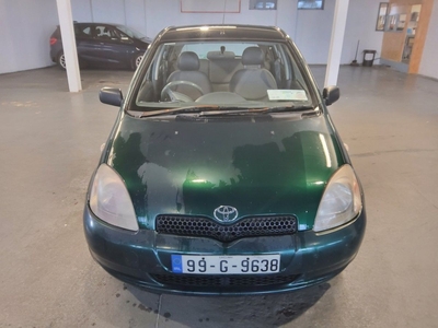 1999 - Toyota Yaris Manual