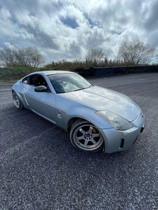 2004 - Nissan 350Z Manual