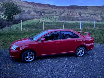 2004 - Toyota Avensis Manual