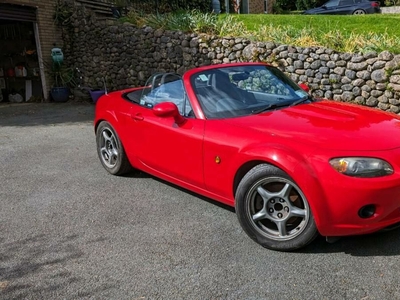 2006 - Mazda MX-5 Manual