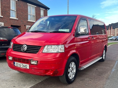 2007 - Volkswagen Shuttle Automatic