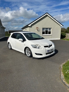 2008 - Toyota Auris ---