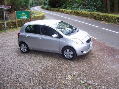 2008 - Toyota Yaris Manual