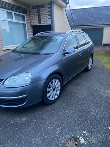 2008 - Volkswagen Golf ---