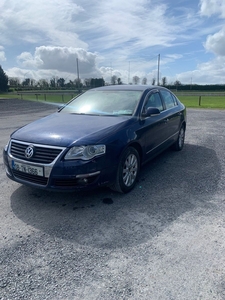 2008 - Volkswagen Passat Manual