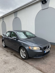 2008 - Volvo S40 Manual