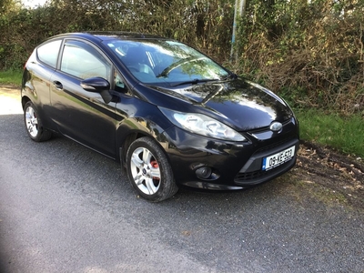 2009 - Ford Fiesta Manual