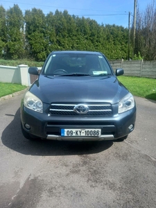 2009 - Toyota RAV4 ---