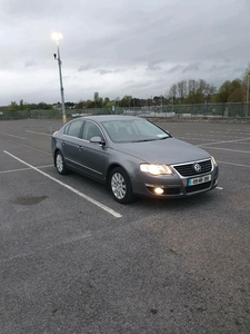 2009 - Volkswagen Passat Manual