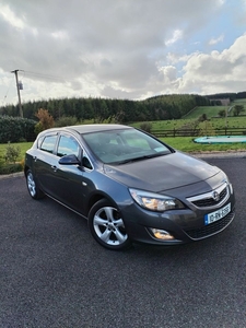 2010 - Vauxhall Astra Manual