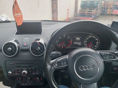 2011 - Audi A1 Manual