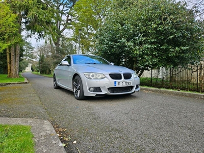 2011 - BMW 3-Series Manual