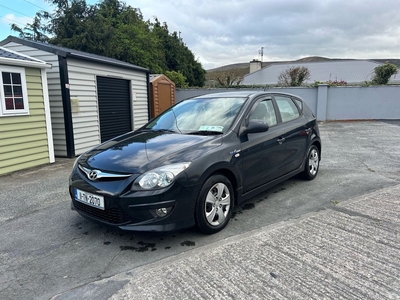 2011 - Hyundai i30 Manual