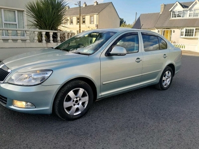 2011 - Skoda Octavia Manual