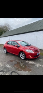 2011 - Toyota Auris Manual