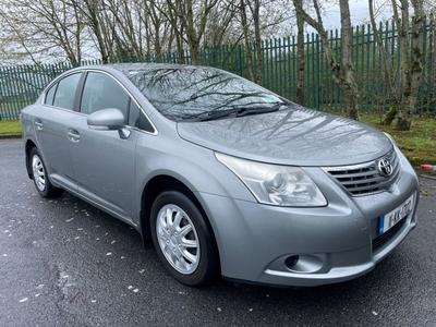 2011 - Toyota Avensis Manual