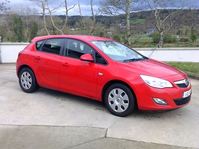 2011 - Vauxhall Astra