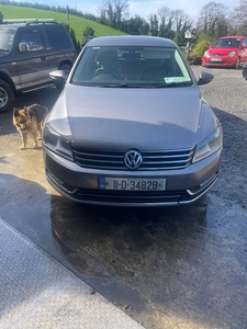 2011 - Volkswagen Passat Manual