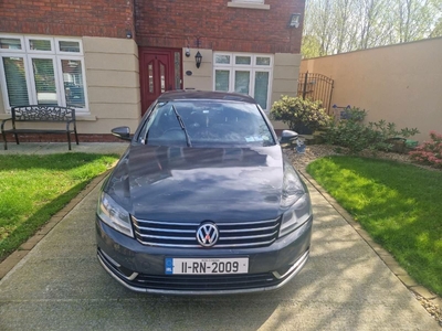 2011 - Volkswagen Passat Manual