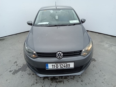 2011 - Volkswagen Polo Manual