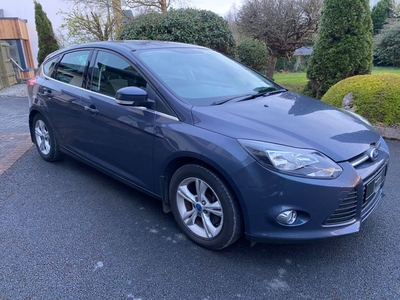 2012 - Ford Focus Manual