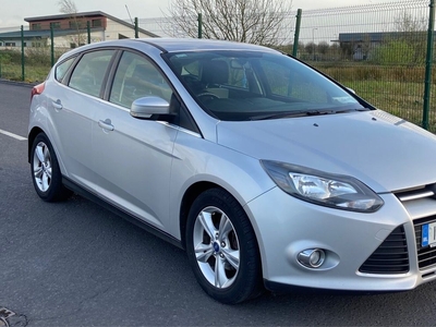 2012 - Ford Focus Manual