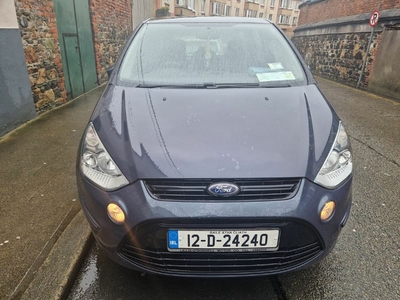 2012 - Ford S-Max Manual