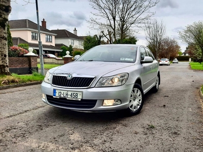 2012 - Skoda Octavia Manual