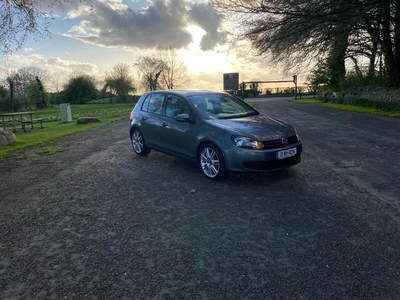 2012 - Volkswagen Golf Manual