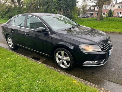 2012 - Volkswagen Passat Manual