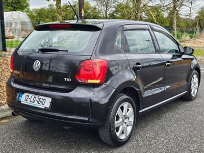 2012 - Volkswagen Polo Manual