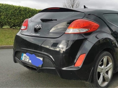 2013 - Hyundai Veloster Manual