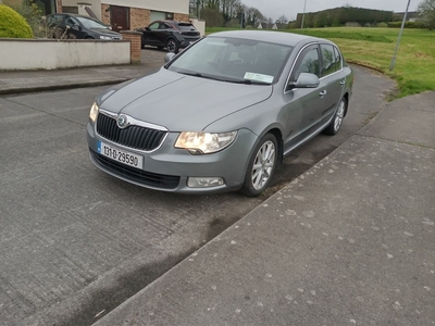 2013 - Skoda Superb Automatic