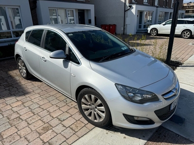 2013 - Vauxhall Astra ---