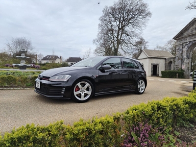 2013 - Volkswagen Golf Automatic