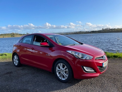 2014 - Hyundai i30 Manual