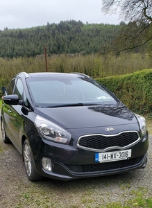 2014 - Kia Carens Manual