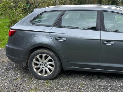 2014 - SEAT Leon Manual