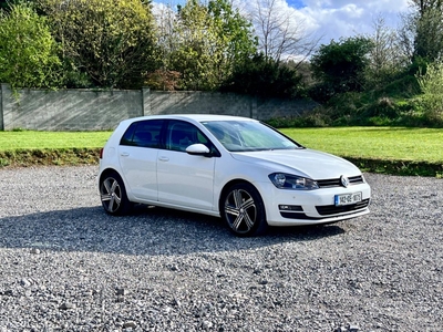 2014 - Volkswagen Golf Manual