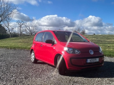 2014 - Volkswagen up! Automatic