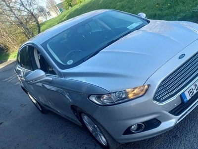 2015 - Ford Mondeo Manual