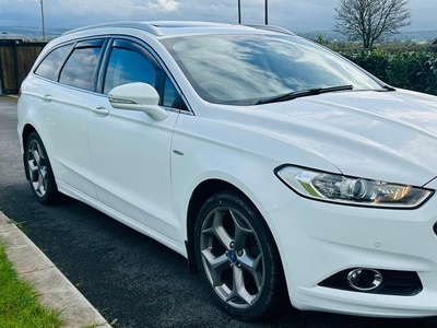 2015 - Ford Mondeo Manual