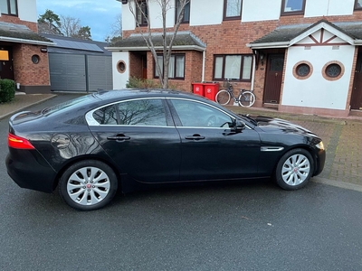 2015 - Jaguar XE Automatic