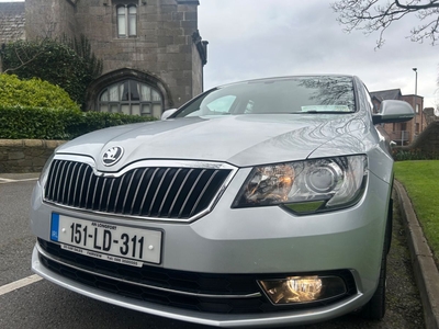 2015 - Skoda Superb Manual