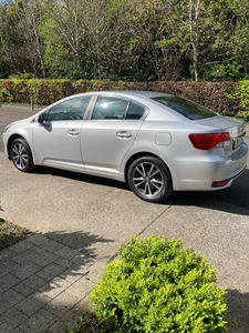 2015 - Toyota Avensis Manual