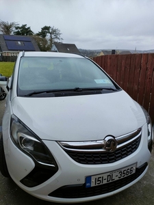 2015 - Vauxhall Zafira ---