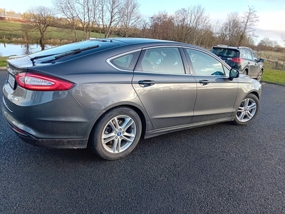 2016 - Ford Mondeo Manual